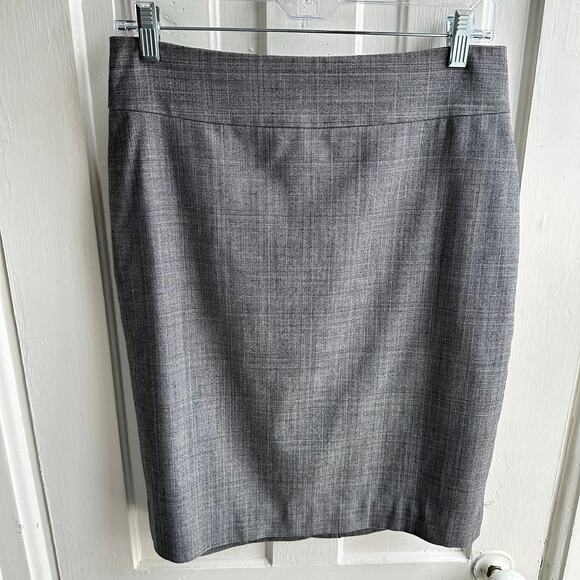 Banana Republic Wool Plaid Pencil Skirt Gray - Picture 2 of 7